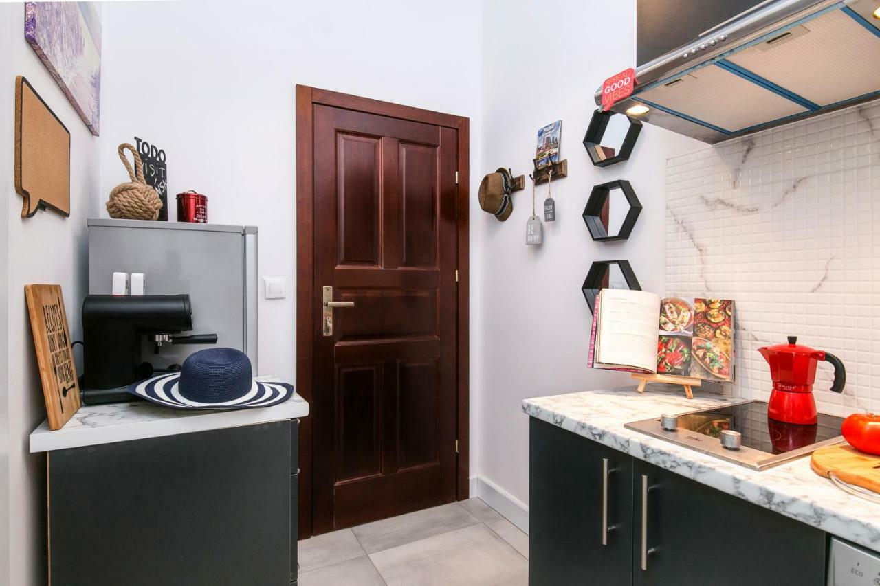 Berg Apartament Red Obok Starego Miasta Gdansk Exterior foto