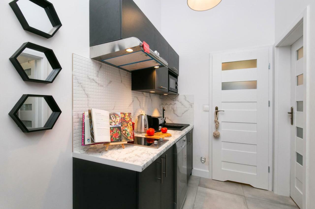 Berg Apartament Red Obok Starego Miasta Gdansk Exterior foto
